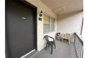 2417 Ne 6th St #8, OCALA
