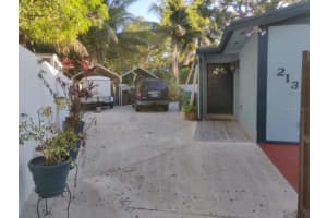 21348 40TH CIRCLE COURT, MIAMI GARDENS, FL 33055 - MLS#MFROM707222