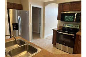 906 CHELSEA AVENUE, FRUITLAND PARK, FL 34731 Sold 11/19/25