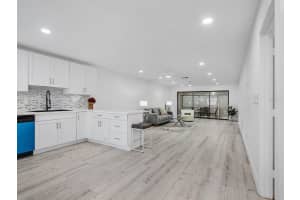 185 7TH STREET, DEERFIELD BEACH, FL 33441 - MLS#MFROM707532