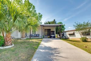 1224 DUSTIN DRIVE, LADY LAKE, FL 32159 - MLS#MFROM707875