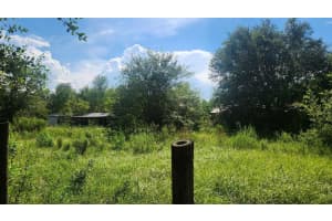 14040 SE HIGHWAY 42, WEIRSDALE, FL 32195 Sold 01/14/26