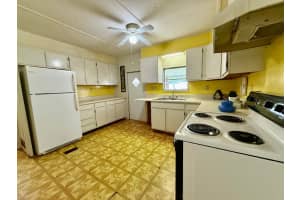 1921 169 COURT, SILVER SPRINGS, FL 34488 Sold 10/30/25