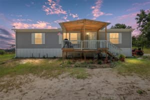 453 OLD HAWTHORNE ROAD, HAWTHORNE, FL 32640 - MLS#MFROM709241