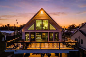 13675 238TH COURT, SALT SPRINGS, FL 32134 Sold 11/06/25