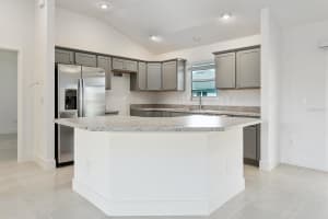 6385 DANIELSON LOOP, THE VILLAGES, FL 32163 - MLS#MFROM709345