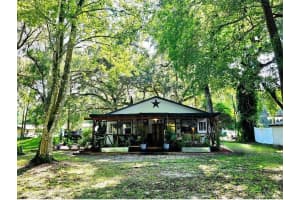 353 N Robin Hood Rd, INVERNESS