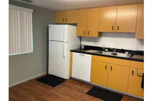 8130 Fairways Cir #r201, OCALA