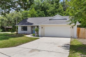 281 COUNTRY CLUB DRIVE, WILLISTON, FL 32696 - MLS#MFROM709852