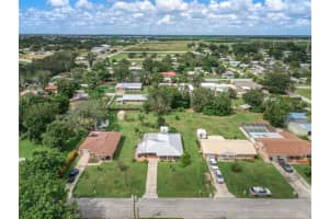 411 ELM STREET, AVON PARK, FL 33825 - MLS#MFROM709872
