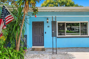 10 BARBOUR STREET, BEVERLY HILLS, FL 34465 - MLS#MFROM709876