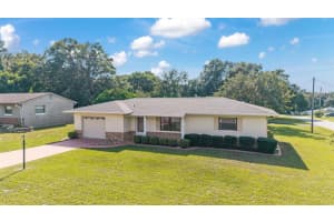 602 Third Ave, LADY LAKE