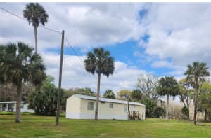 2122 CR 426, LAKE PANASOFFKEE, FL 33538 - MLS#MFROM710140