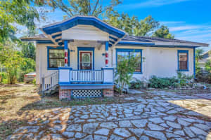 2133 8TH AVENUE, GAINESVILLE, FL 32641 - MLS#MFROM710574