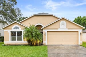 4105 MENDENWOOD LANE, ORLANDO, FL 32826 - MLS#MFROM710601