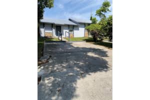 5350 Nw 2nd St, OCALA