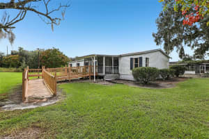 1832 JONES DRIVE, LEESBURG, FL 34748 - MLS#MFROM710808