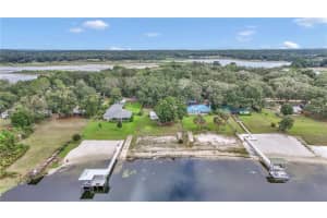 141 E Cowpen Lake Point Rd, HAWTHORNE