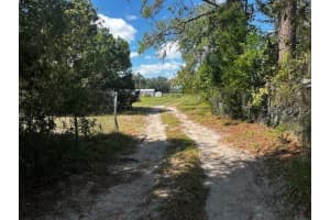 682 COUNTY ROAD 481W, LAKE PANASOFFKEE, FL 33538 - MLS#MFROM710889