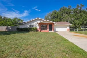 220 N Braemar Dr, INVERNESS