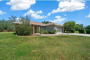 9425 SE HIGHWAY 42, SUMMERFIELD, FL 34491 - MLS#MFROM711052