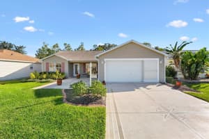 939 LIVINGSTON LOOP, THE VILLAGES, FL 32162 Sold 12/11/25