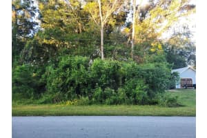90 CEDAR RD, OCALA, FL 34472 - MLS#MFROM711463