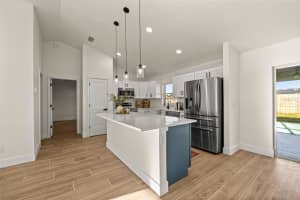 12 DOGWOOD LOOP AVE, OCALA, FL 34472 Sold 11/21/25