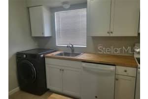 1100 CAROLINE STREET, TAVARES, FL 32778 - MLS#MFROM711980