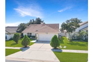 8822 KENSINGTON COURT, KISSIMMEE, FL 34747 - MLS#MFROM712467