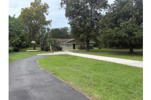 3250 LAKE WEIR AVENUE, OCALA, FL 34471 - MLS#MFROM712493