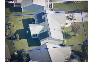 528 Valencia Pl, LADY LAKE