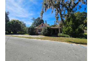 120 2ND STREET, WILLISTON, FL 32696 Sold 12/26/25