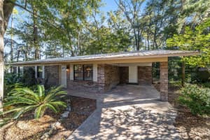 405 257TH TERRACE, NEWBERRY, FL 32669 - MLS#MFROM713383