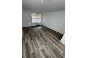 420-420 MILLS STREET, LEESBURG, FL 34748 - MLS#MFROM713747