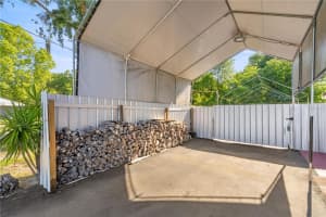 12351 SE HWY 464, OCKLAWAHA, FL 32179 - MLS#MFROM713773