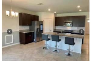 201 WOOD HOLLOW ROAD, DELAND, FL 32724 - MLS#MFROM714287