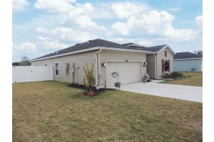 560 4TH AVENUE, WILLISTON, FL 32696 - MLS#MFROM714496