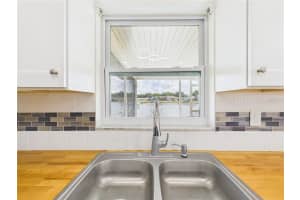 8050 ROXBURGH COURT, WEEKI WACHEE, FL 34613 - MLS#MFROM714667