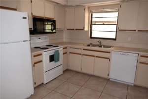 624 HUNTLY, WINTER SPRINGS, FL 32708 - MLS#MFROM714768