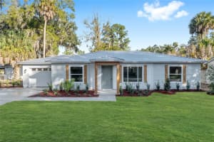 725 10TH PLACE, OCALA, FL 34471 Sold 12/19/25