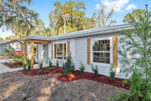 725 10TH PLACE, OCALA, FL 34471 Sold 12/19/25