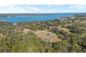10700 SUNSET HARBOR ROAD, SUMMERFIELD, FL 34491 - MLS#MFROM715053