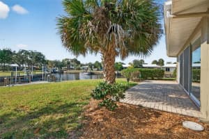 11243 W Bayshore Dr, CRYSTAL RIVER