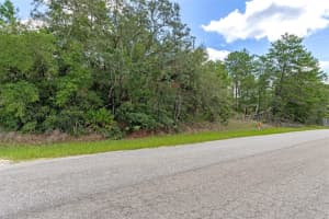 701 E OVERDRIVE LOT 16 CIR, HERNANDO, FL 34442 Sold 12/30/25