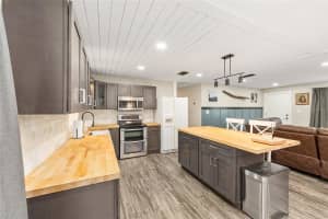 903 17TH COURT, OCALA, FL 34470 - MLS#MFROM715547