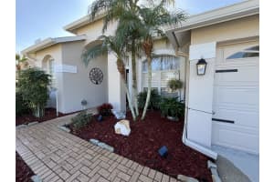 28702 CROOKED STICK COURT, WESLEY CHAPEL, FL 33543 - MLS#MFROM715696