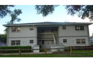 584 Fairways Ln #f201, OCALA