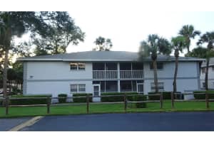 584 FAIRWAYS LANE, OCALA, FL 34472 - MLS#MFROM715877