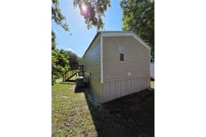 2880 CR 426A, LAKE PANASOFFKEE, FL 33538 - MLS#MFROM716402